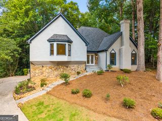 210 Wessex Court, Sandy Springs, GA 30328