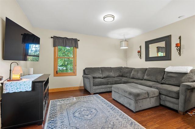 8650 S 2nd Street, Mattawan, MI 49071