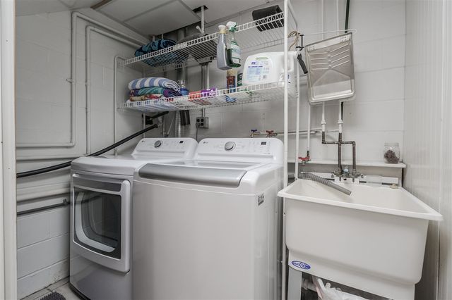 8650 S 2nd Street, Mattawan, MI 49071