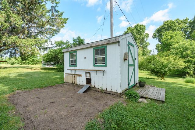 8650 S 2nd Street, Mattawan, MI 49071
