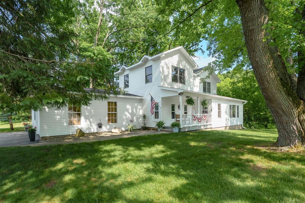 8650 S 2nd Street, Mattawan, MI 49071