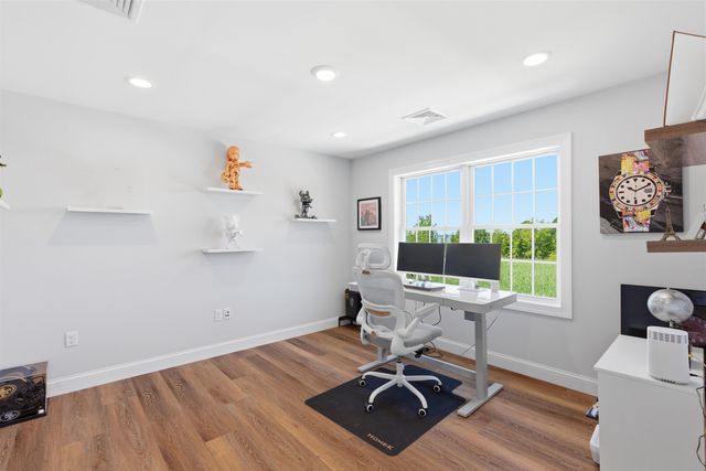 38 W CONCOURSE, Aberdeen Township, NJ 07735
