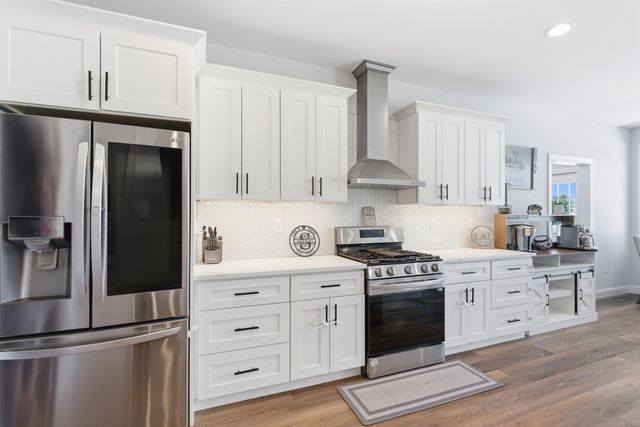 38 W CONCOURSE, Aberdeen Township, NJ 07735