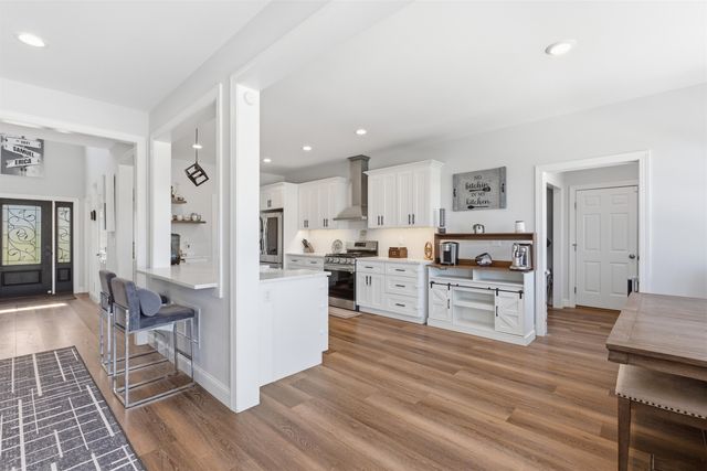 38 W CONCOURSE, Aberdeen Township, NJ 07735
