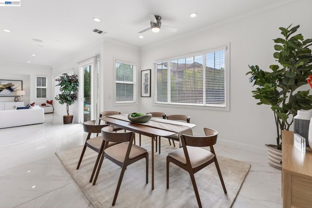 2848 E Cog Hill Ter, Dublin, CA 94568