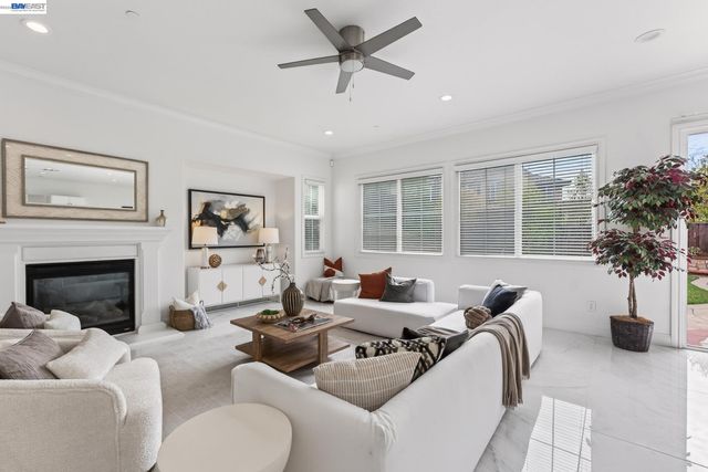 2848 E Cog Hill Ter, Dublin, CA 94568