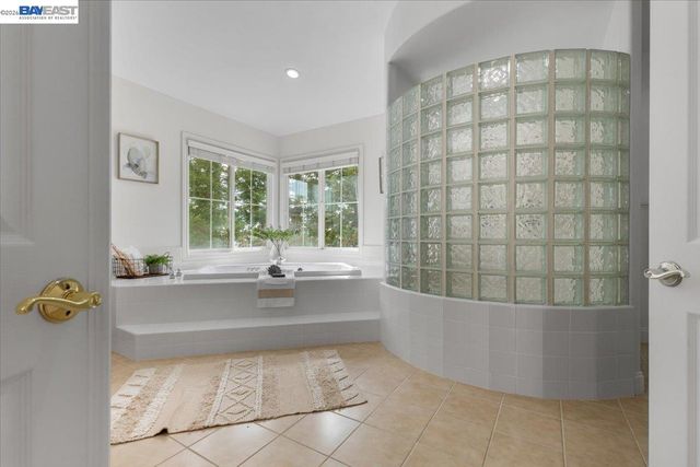 2848 E Cog Hill Ter, Dublin, CA 94568