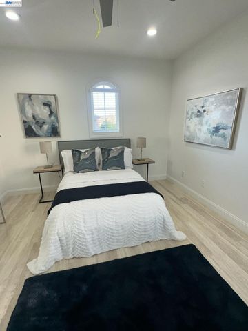 2848 E Cog Hill Ter, Dublin, CA 94568