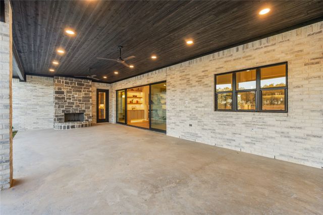 724 Cooper Trail, Weatherford, TX 76087