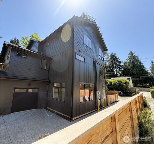 3026 NE 95th Street, Seattle, WA 98115