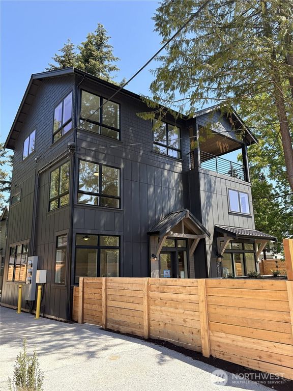 3026 NE 95th Street, Seattle, WA 98115
