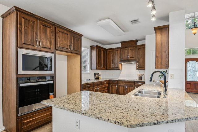 4002 Lord Byron CIR, Round Rock, TX 78664
