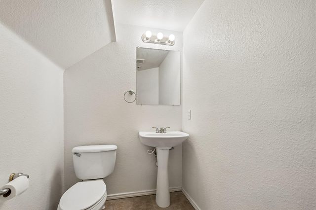 4002 Lord Byron CIR, Round Rock, TX 78664