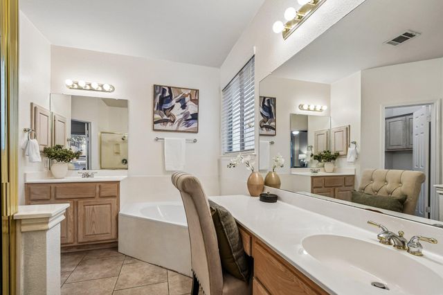 4002 Lord Byron CIR, Round Rock, TX 78664