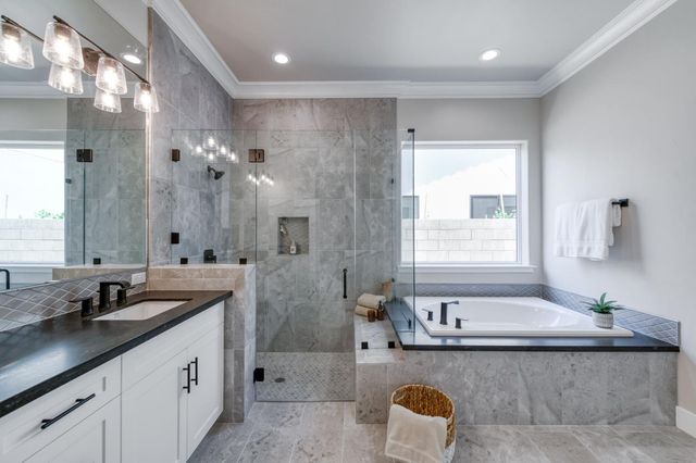 2873 E Beech Tree Drive, Fresno, CA 93730