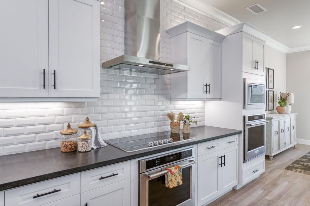 Image 9 of property listing at 2873 E Beech Tree Drive, Fresno, CA 93730