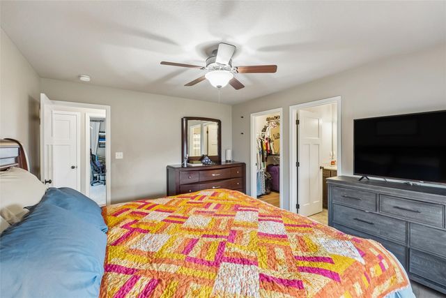 806 37th Street SW, Bondurant, IA 50035