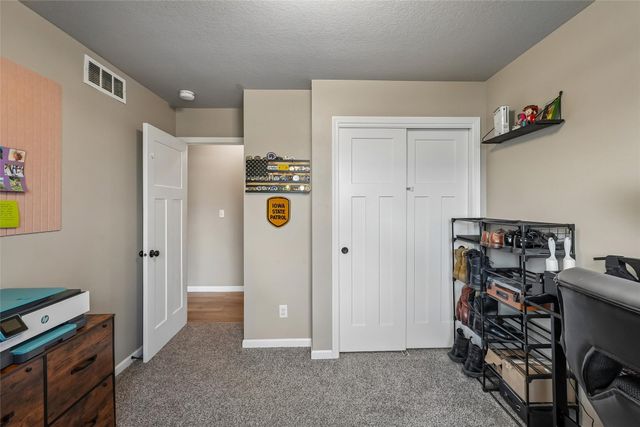806 37th Street SW, Bondurant, IA 50035