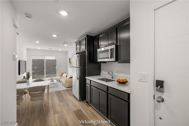 9288 Sky Pointe Drive, Las Vegas, NV 89143