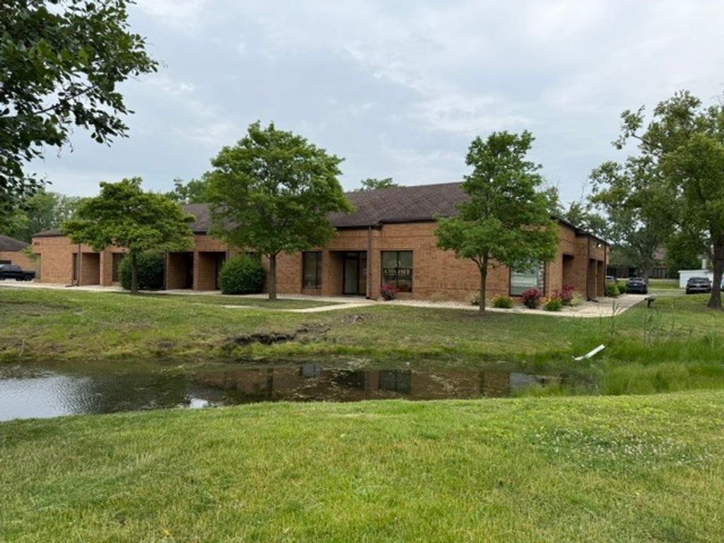 19740 Governors Highway 124, Flossmoor, IL 60422