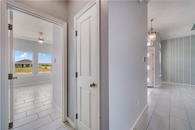 6865 La Salle Dr, Corpus Christi, TX 78414