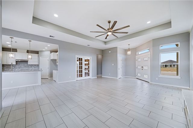 6865 La Salle Dr, Corpus Christi, TX 78414