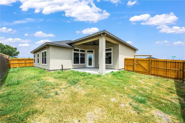 6865 La Salle Dr, Corpus Christi, TX 78414