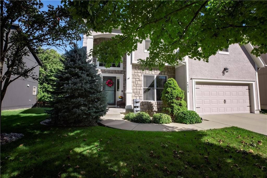 16273 S Lennox Street, Olathe, KS 66062