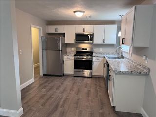 38 CLYDE Street B, West Warwick, RI 02893