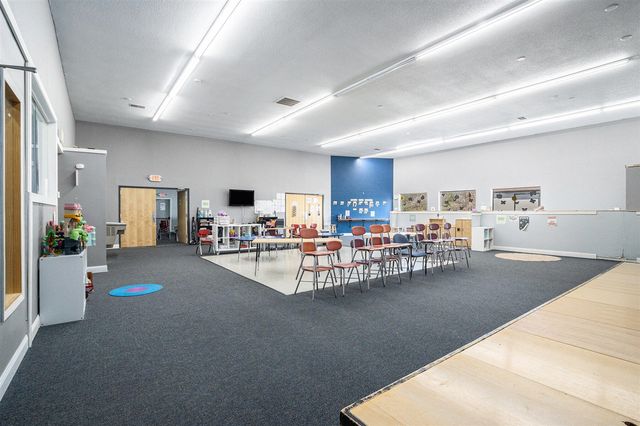 52364 N Main Street, Mattawan, MI 49071