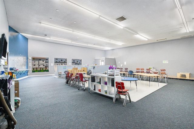 52364 N Main Street, Mattawan, MI 49071