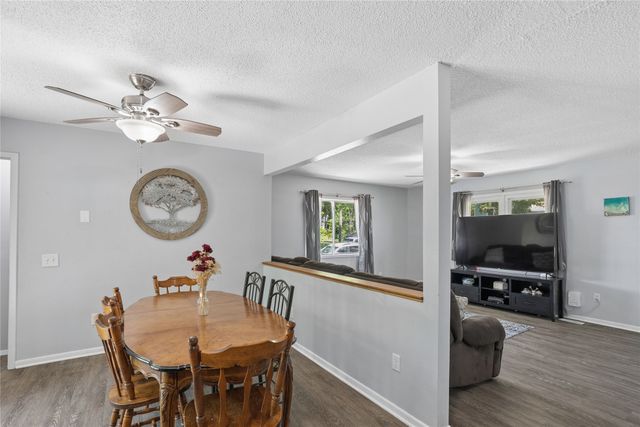 2824 SE 10th Street, Des Moines, IA 50315