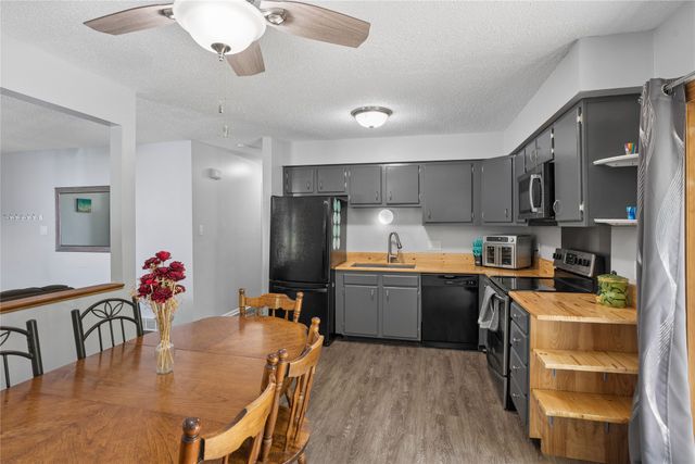 2824 SE 10th Street, Des Moines, IA 50315
