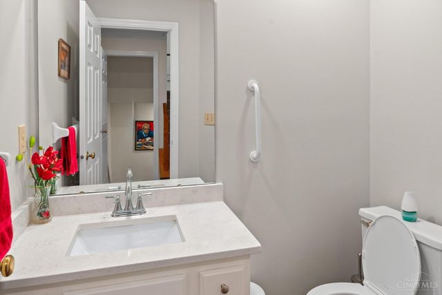 7976 Ashley View Drive, Columbia Twp, OH 45227