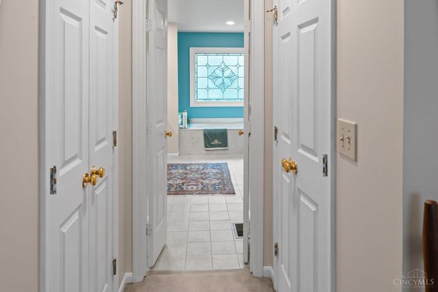 7976 Ashley View Drive, Columbia Twp, OH 45227