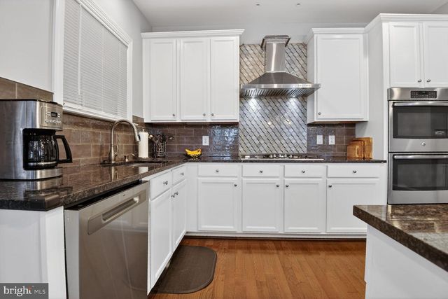 8808 TALBERT RD, Lorton, VA 22079