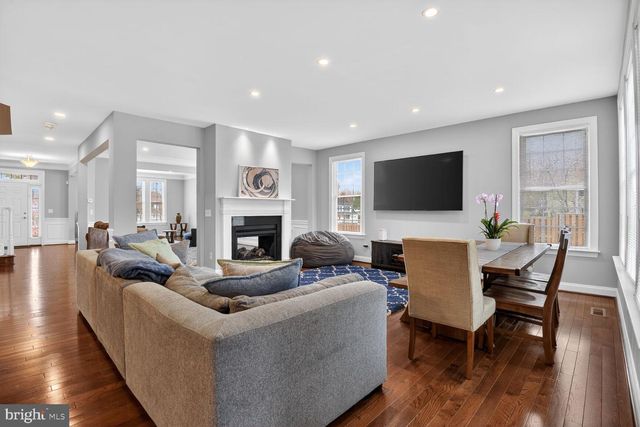 8808 TALBERT RD, Lorton, VA 22079