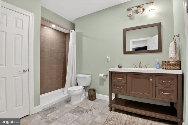 8808 TALBERT RD, Lorton, VA 22079