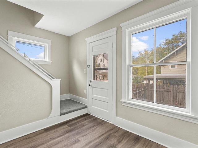 1311 Benton Street, Rockford, IL 61107