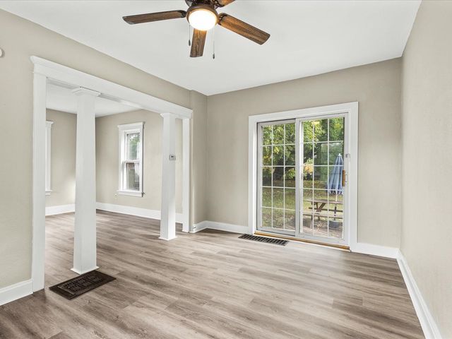 1311 Benton Street, Rockford, IL 61107