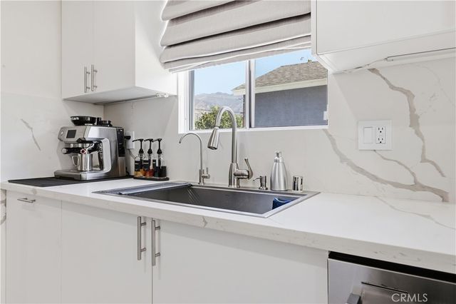 13800 Astoria Street, Sylmar, CA 91342