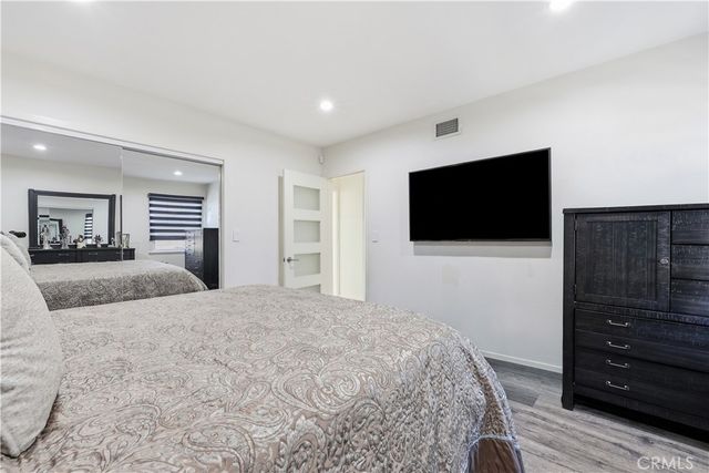 13800 Astoria Street, Sylmar, CA 91342