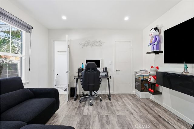 13800 Astoria Street, Sylmar, CA 91342