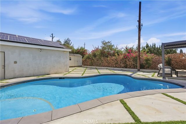 13800 Astoria Street, Sylmar, CA 91342