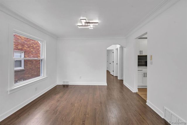 8285 Cheyenne Street, Detroit, MI 48228