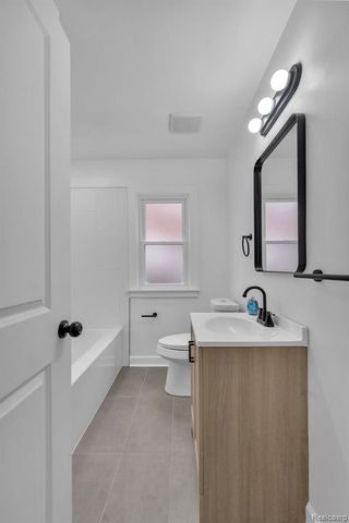 8285 Cheyenne Street, Detroit, MI 48228