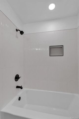 8285 Cheyenne Street, Detroit, MI 48228