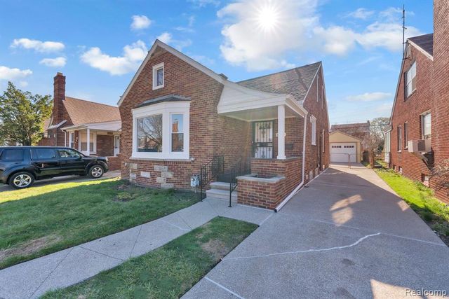 8285 Cheyenne Street, Detroit, MI 48228