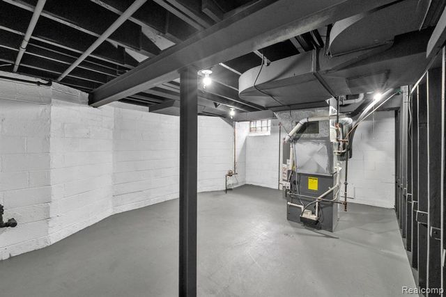 8285 Cheyenne Street, Detroit, MI 48228