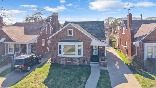 8285 Cheyenne Street, Detroit, MI 48228